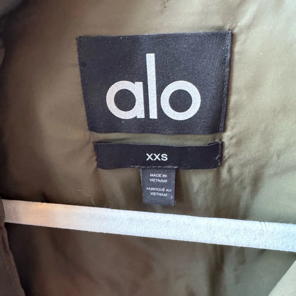 NWT ALO Yoga Green Olive Bomber Jacket